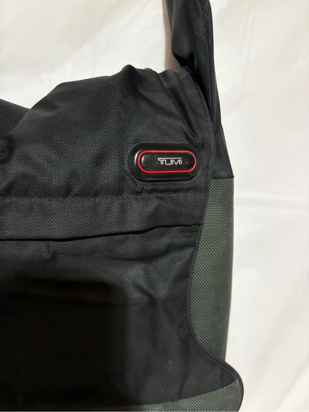 Tumi messenger bag