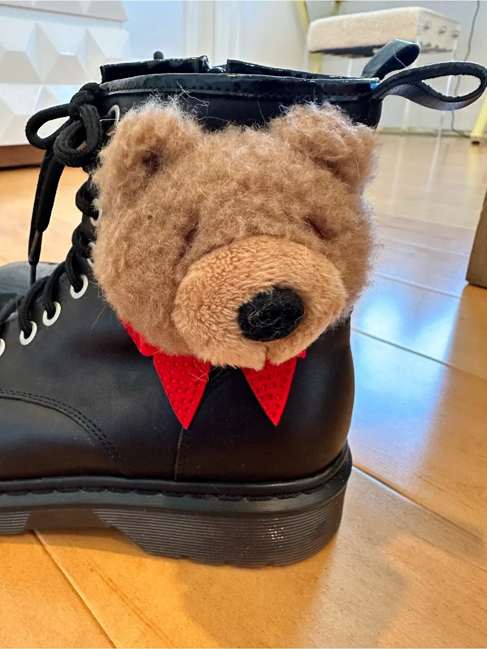 MonnaLisa designer boots