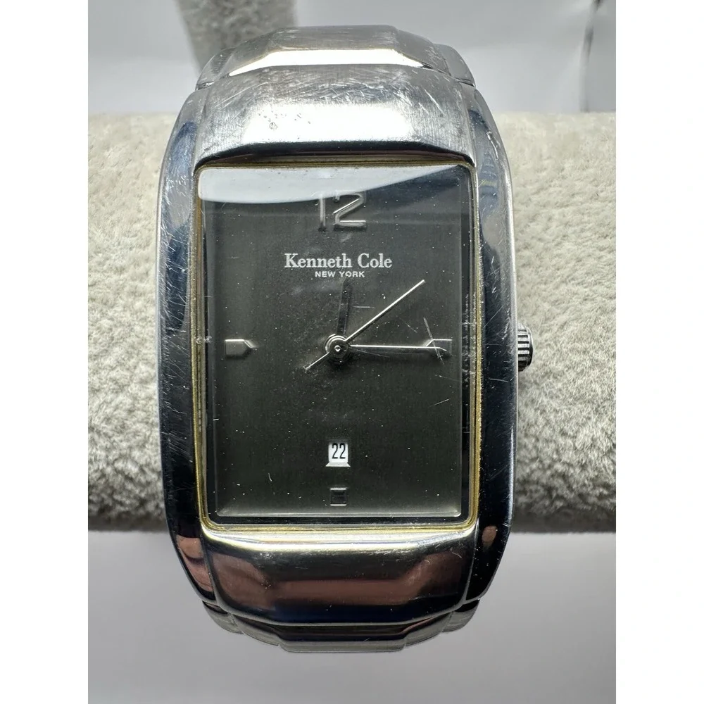 Kenneth Cole KC3270 Mens Watch New Battery 26MM 7.75