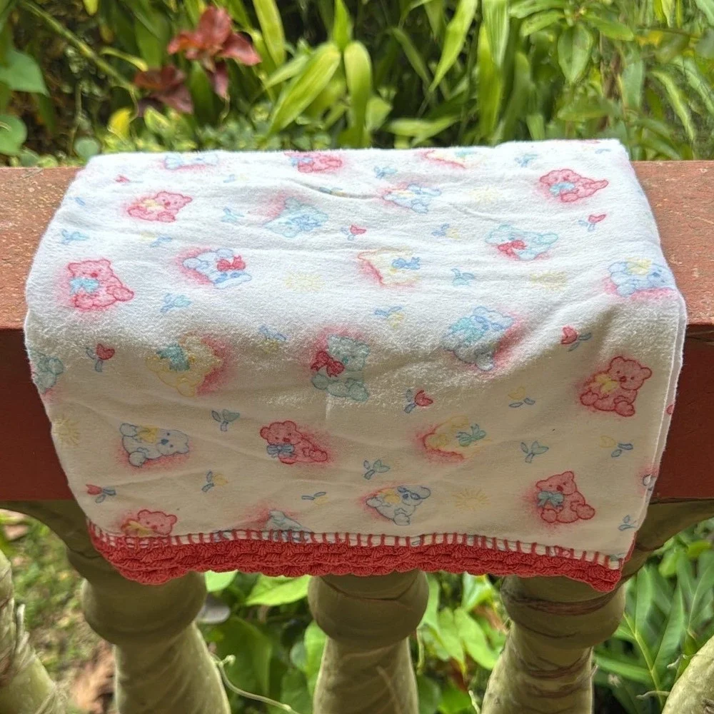 Vintage Baby Blanket Teddy Bear Print Red Crochet Trim 43x40