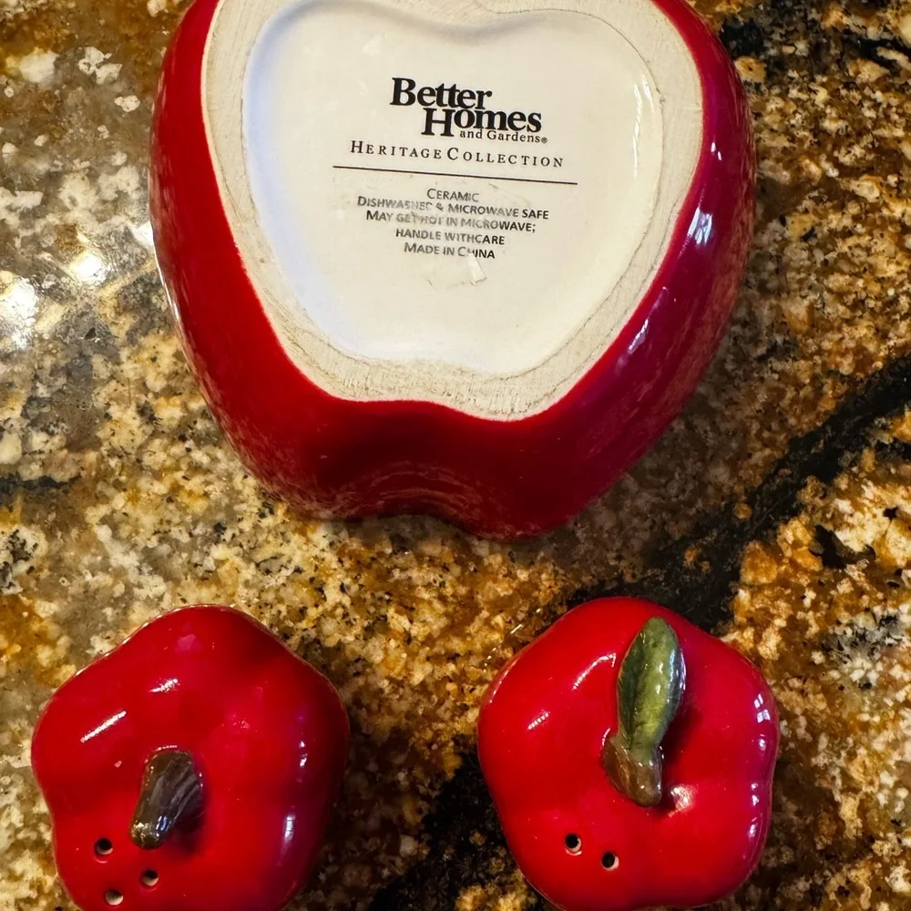 Better Homes And Gardens charming apple