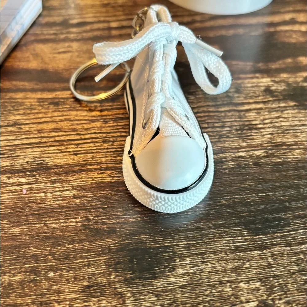 N/A cute white