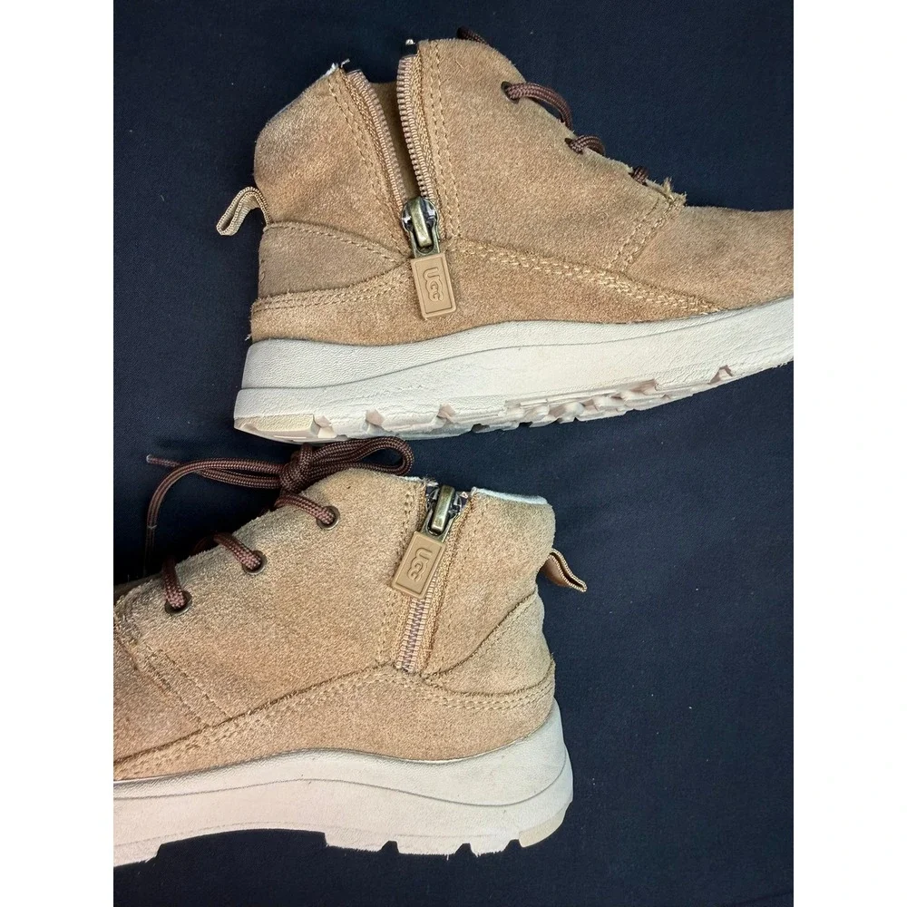 UGG step into
