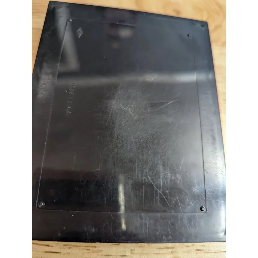 Unbranded case has
