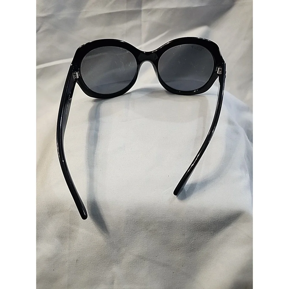 Ray-Ban product ray