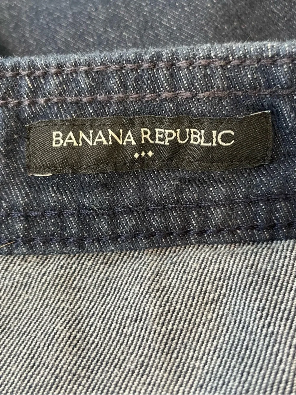 Banana Republic very good