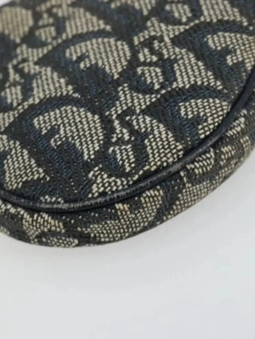 Dior brand	christian color	navy
