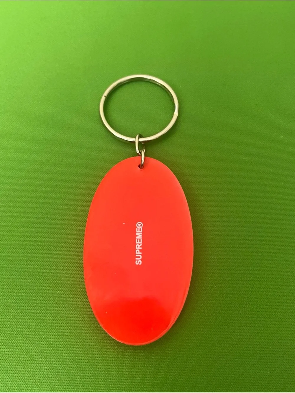 Supreme bold oval