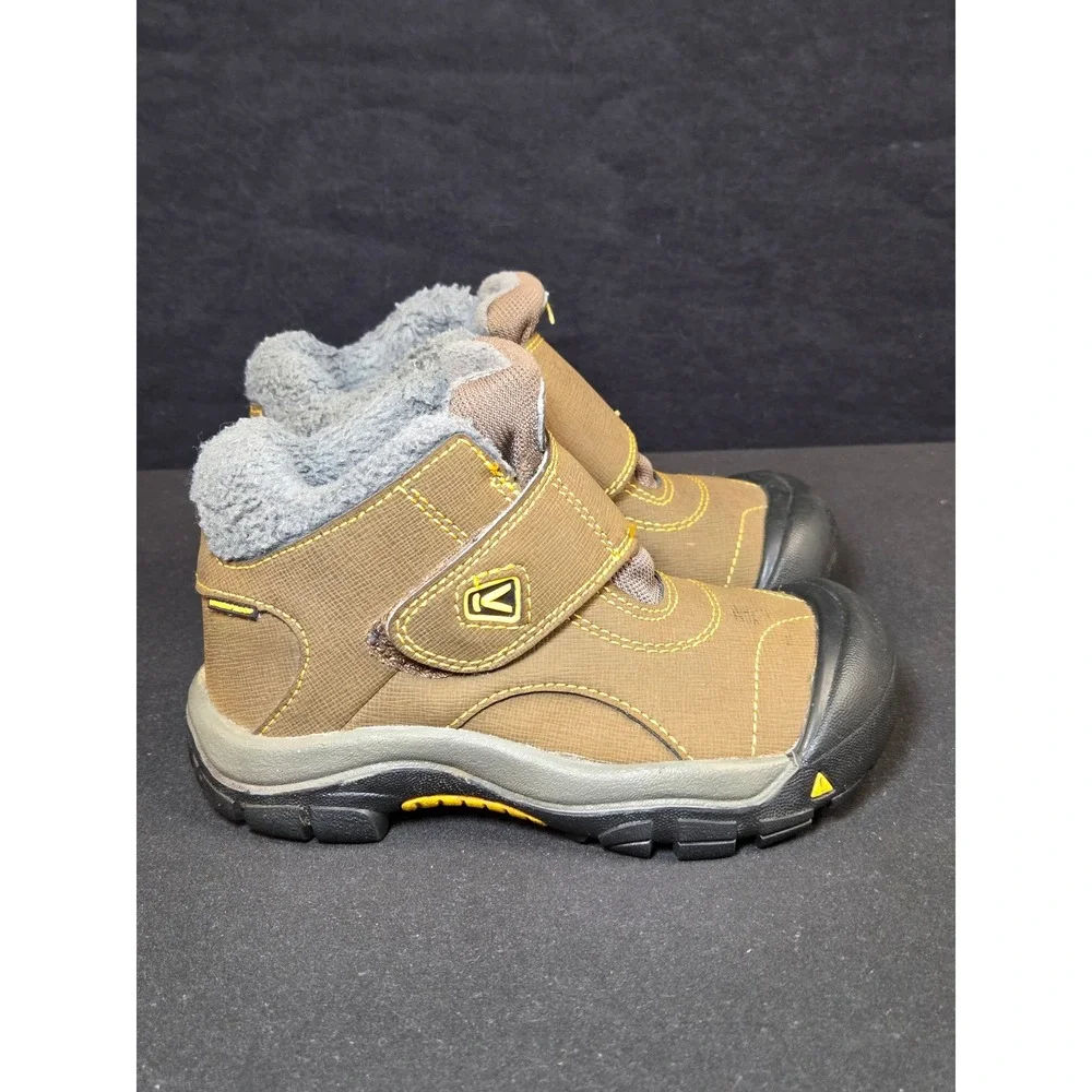 Keen waterproof hiking