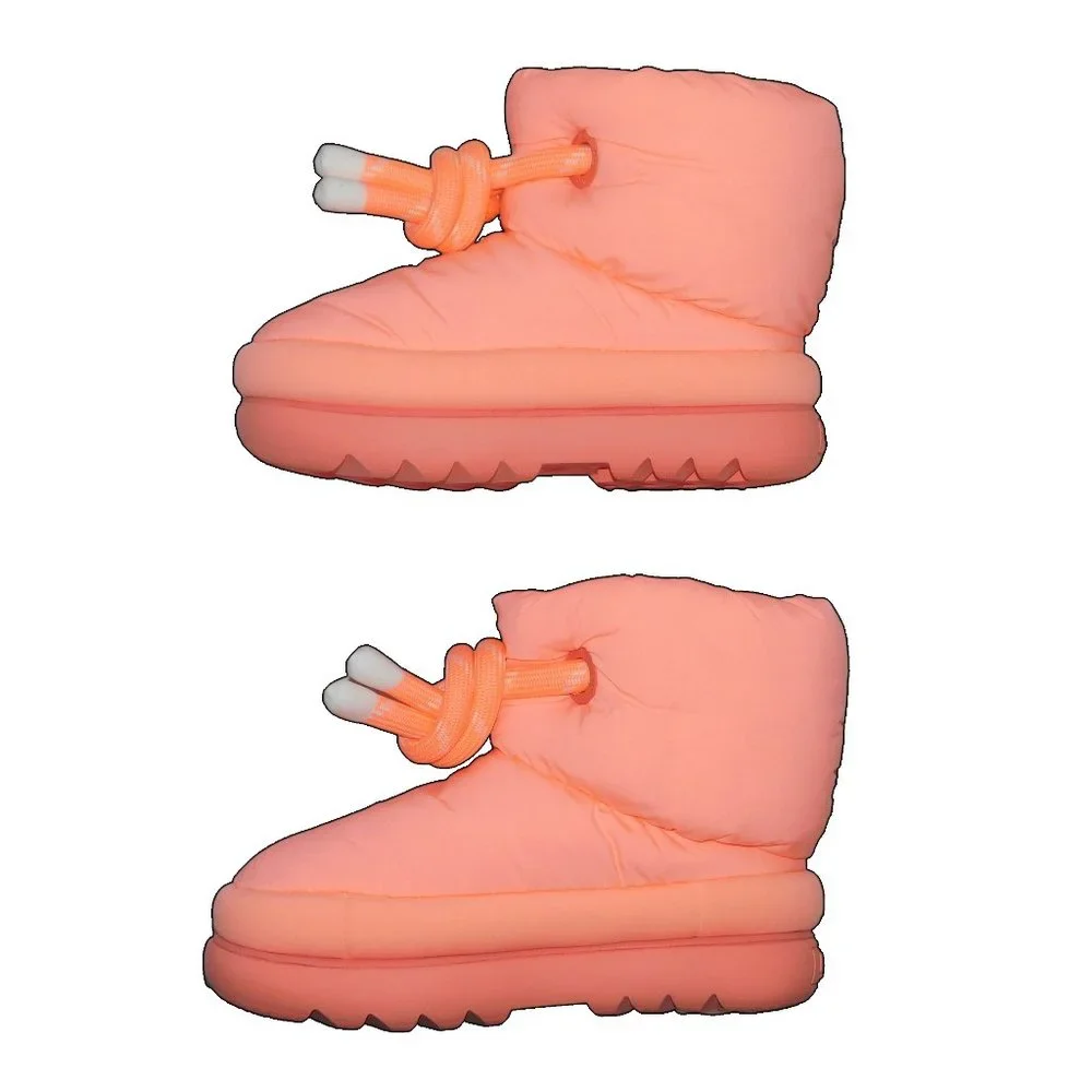UGG brand new