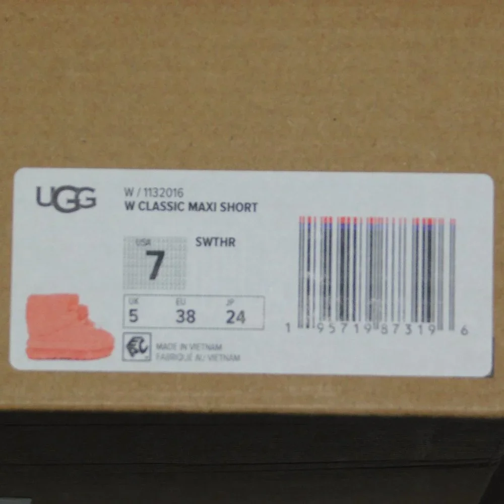 UGG brand new