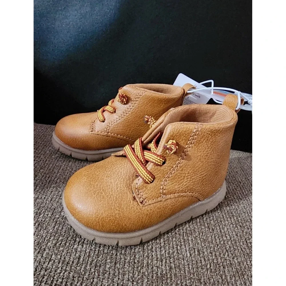 Carter's Size 4 Boys Shoes -‎ BRAND NEW