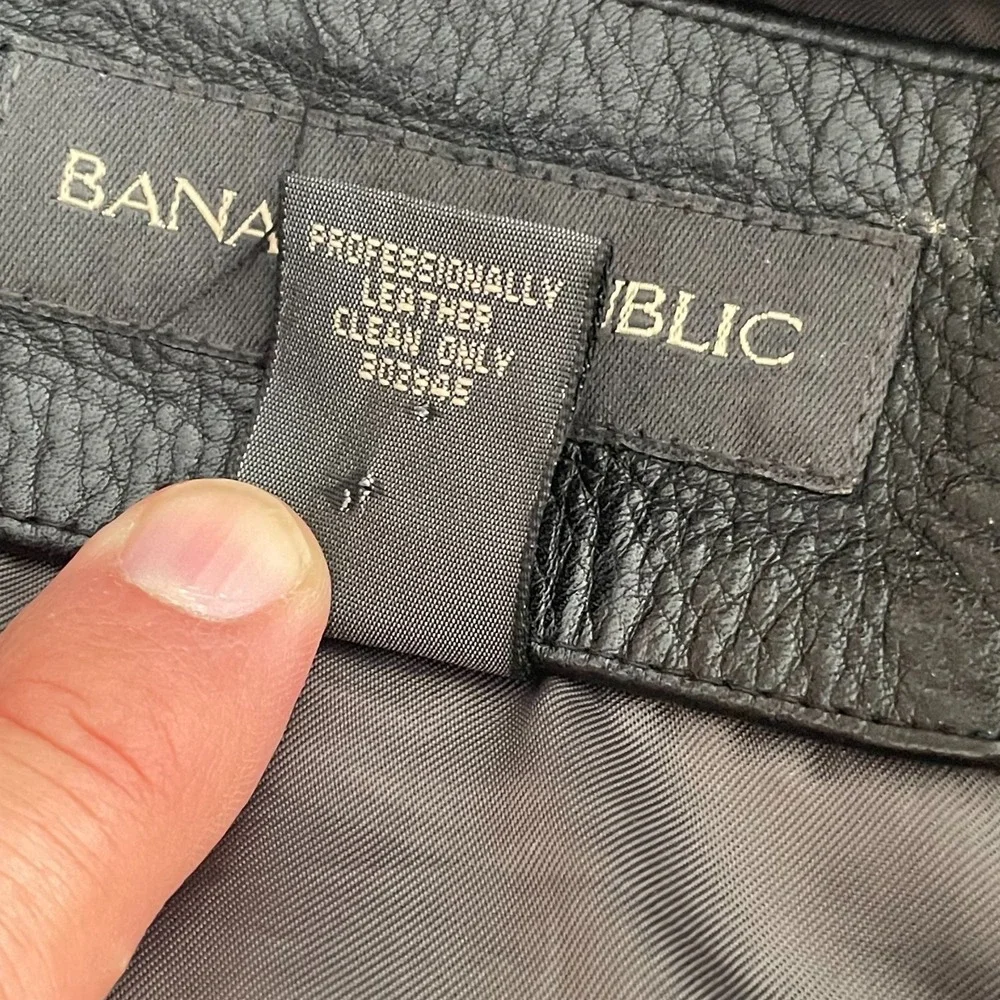 Banana Republic vintage banana
