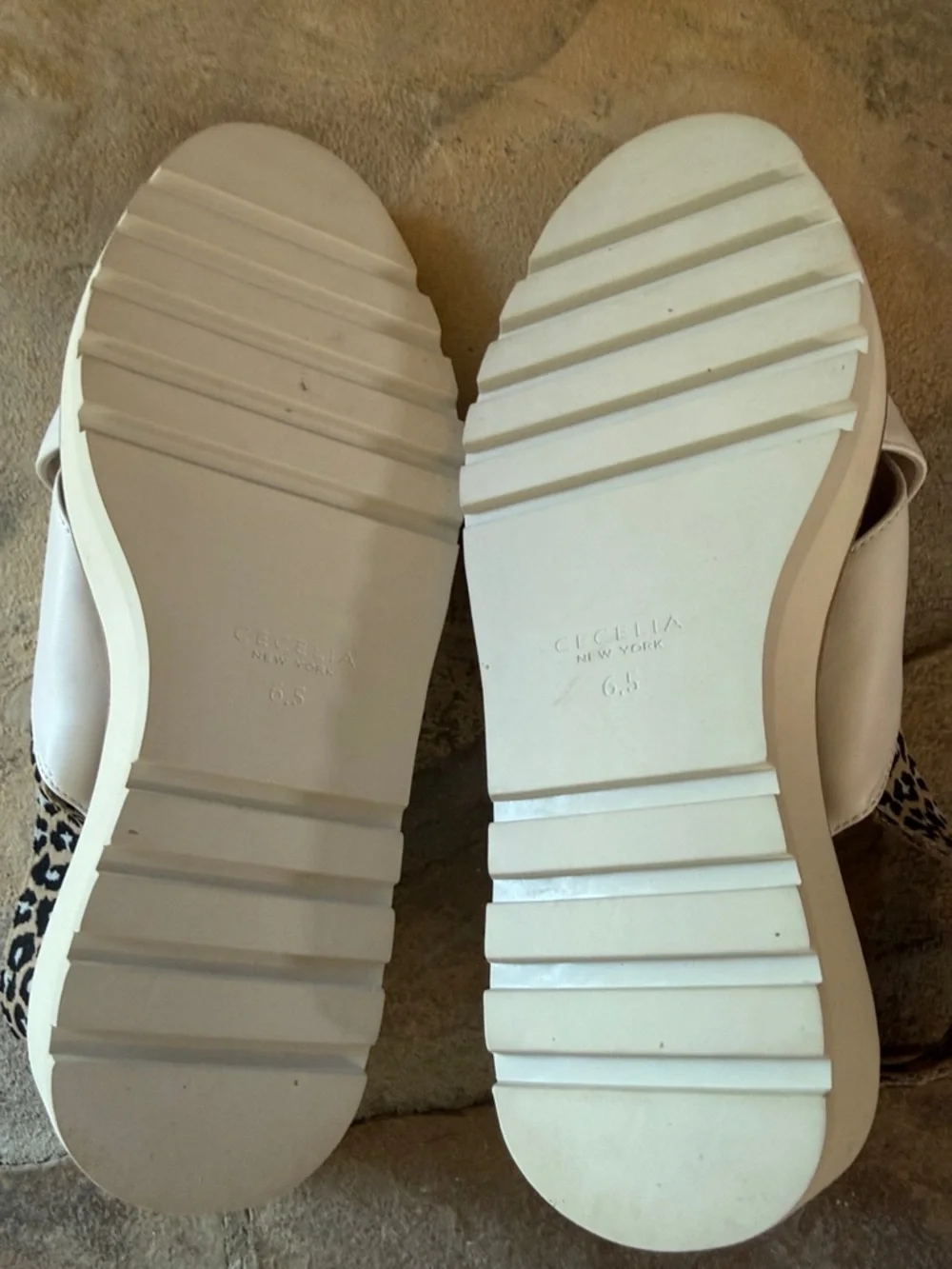 CECELIA NEW YORK comfortable white
