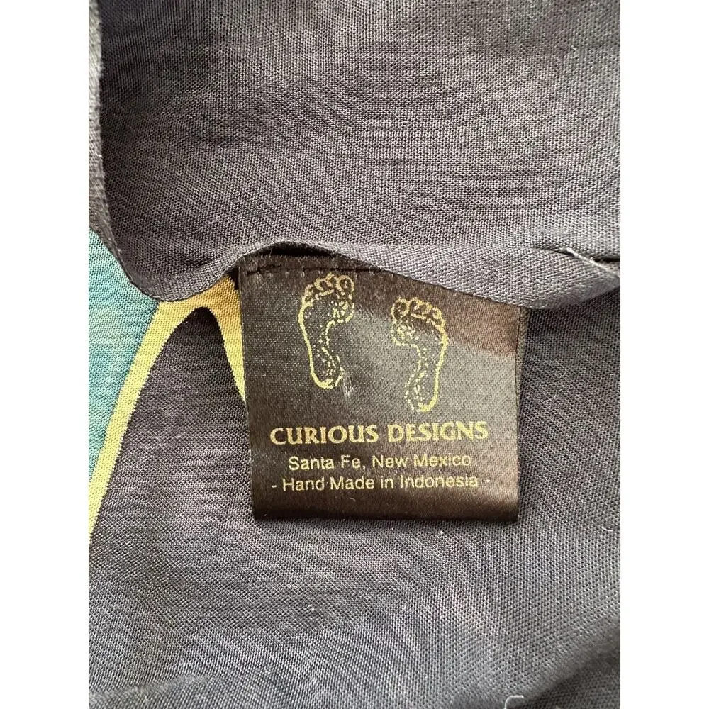 Curious Designs wrap yourself