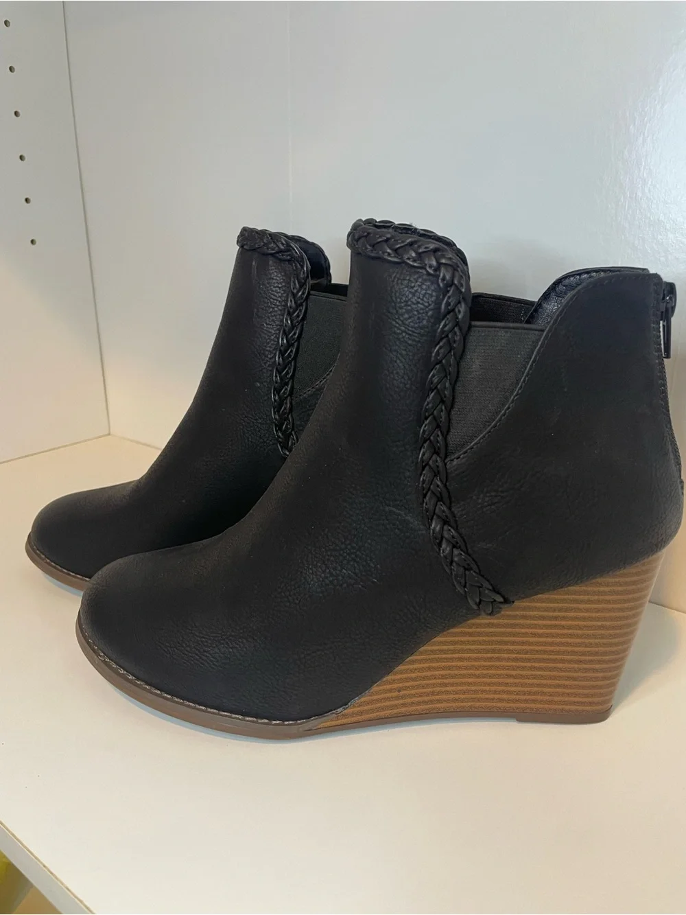 Maurices wedge ankle