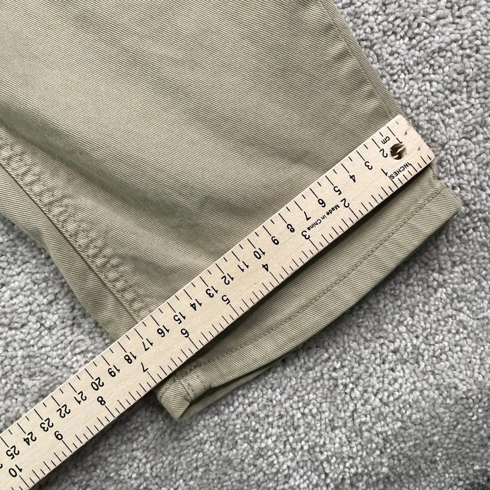 Banana Republic chino khaki