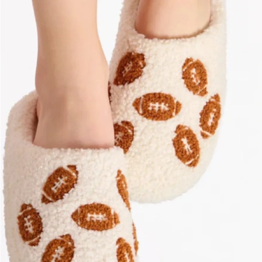 Shiraleah adorable slippers