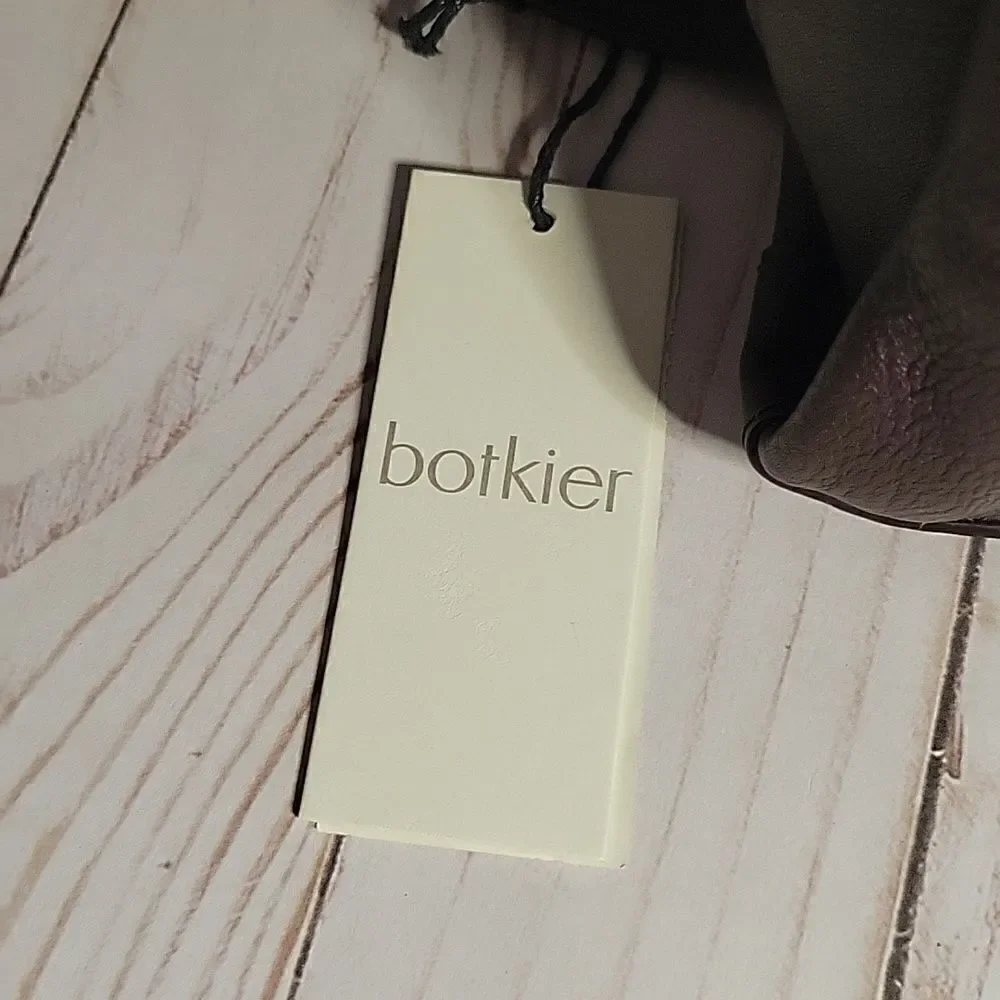 Botkier brando day