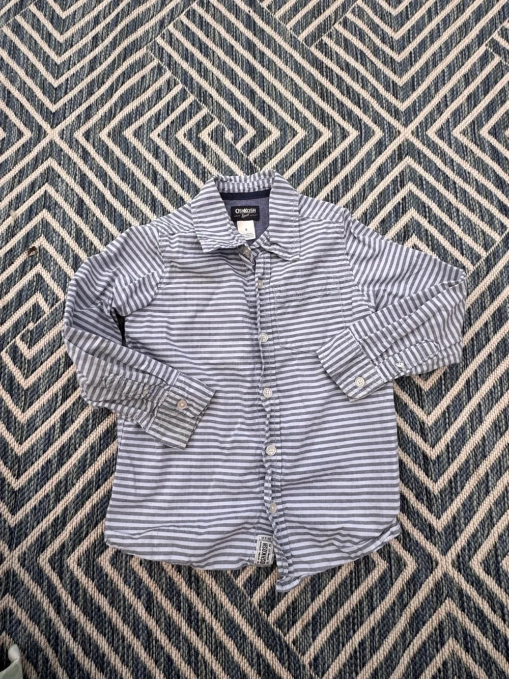 OshKosh B'gosh Gray & White Striped Button-Down Shirt