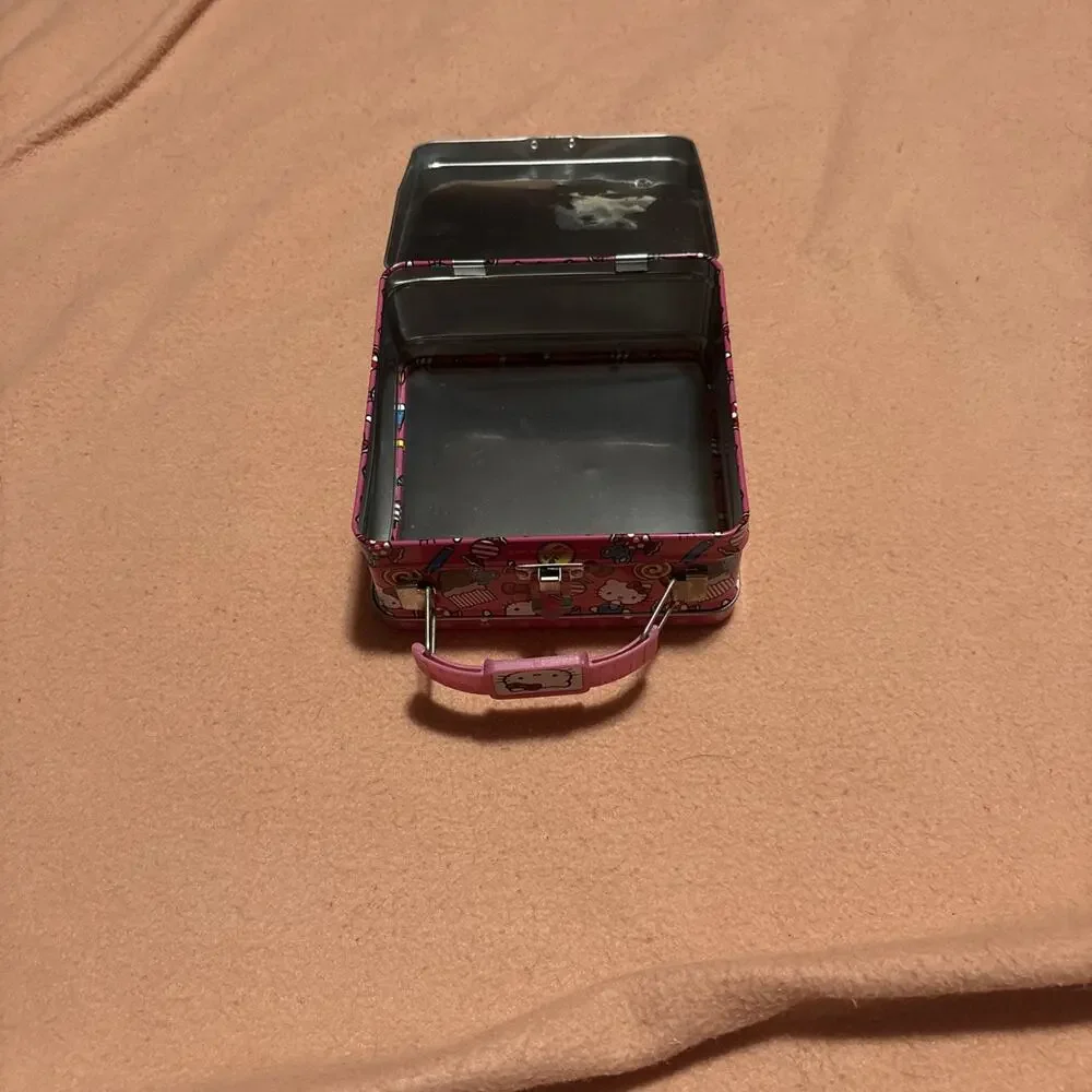 Hello Kitty Sanrio Mini Tin Lunch Box Case - Sunglasses & JOEY the mouse 2014