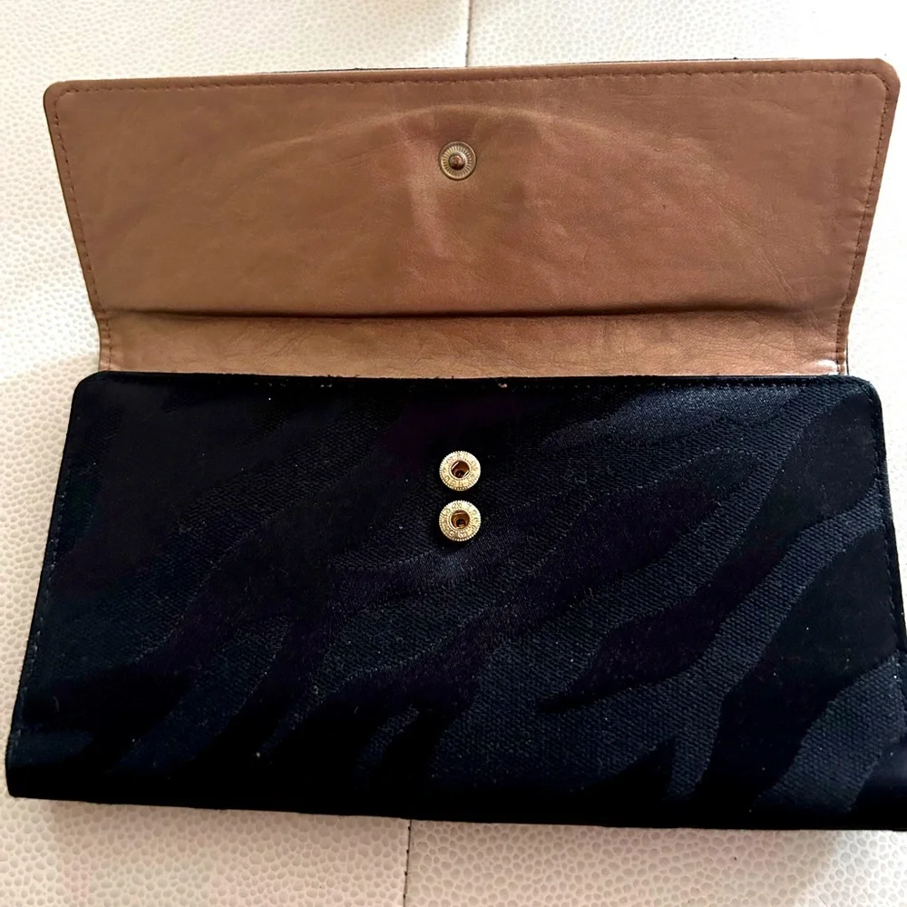 Anne Klein elegant black