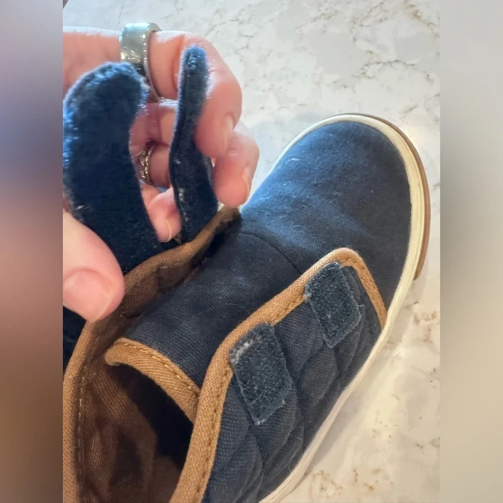 Old Navy comfortable sneakers