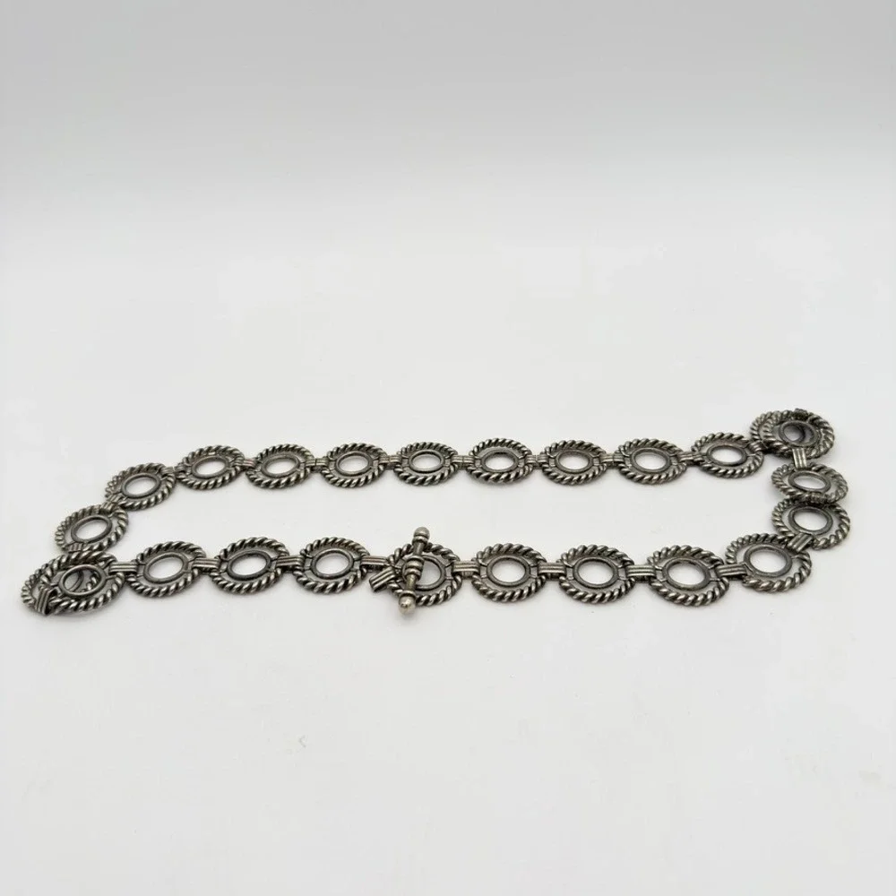 Unbranded silver tone