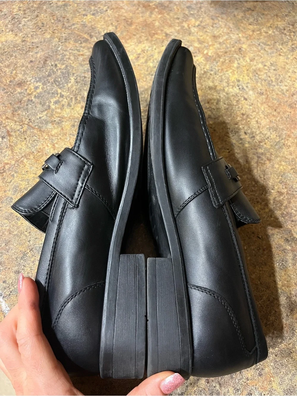 Perry Ellis sharp classic