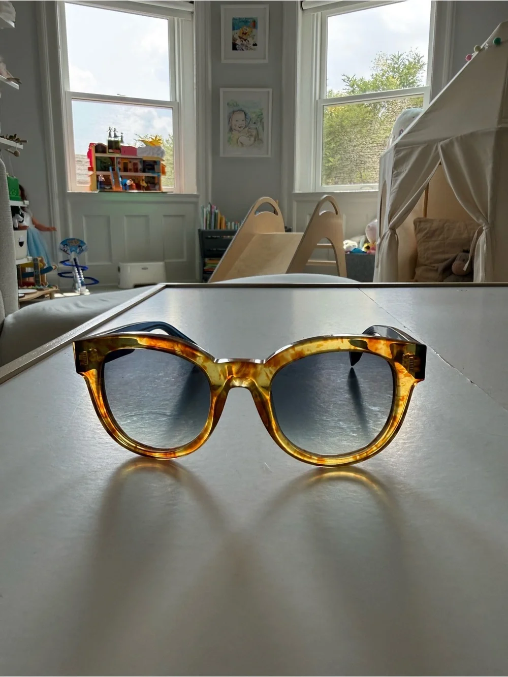 Fendi round sunglasses