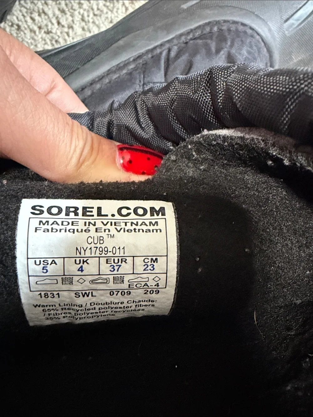 Sorel black insulated
