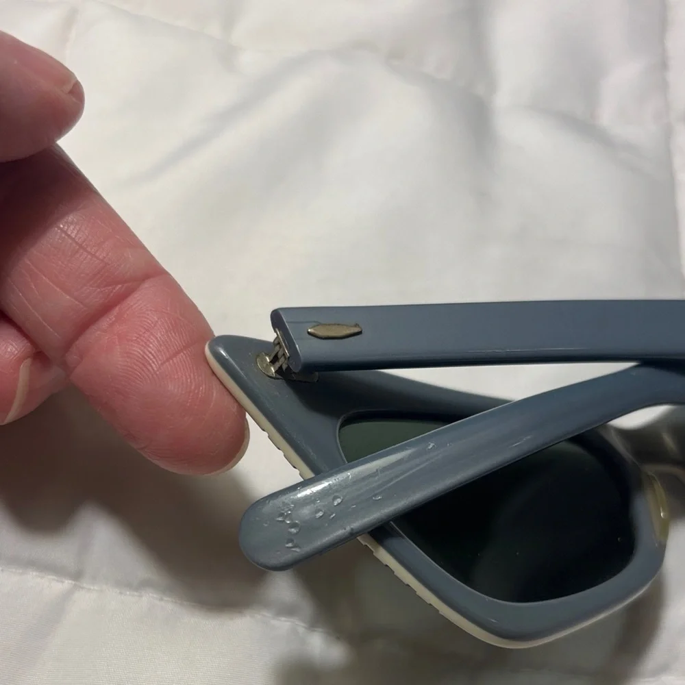 Ray-Ban b&l free era