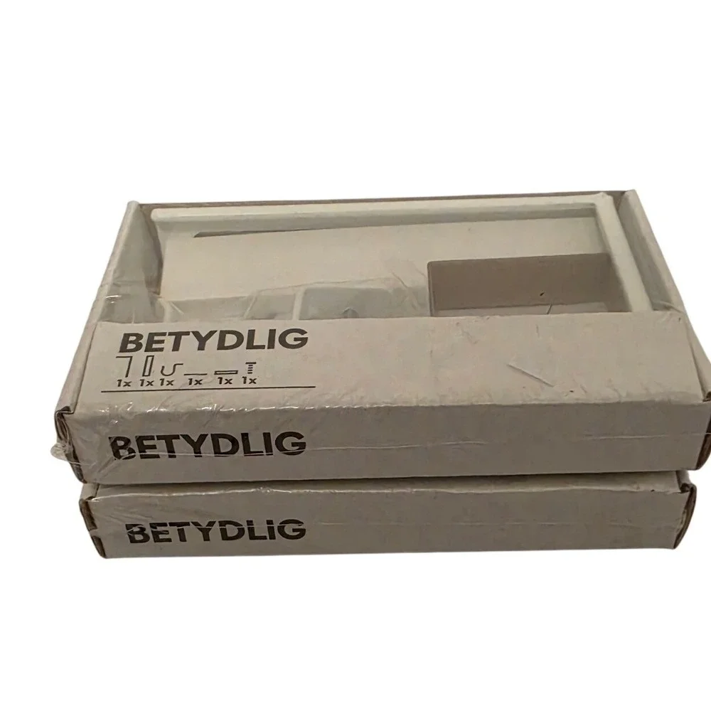 IKEA solution white each