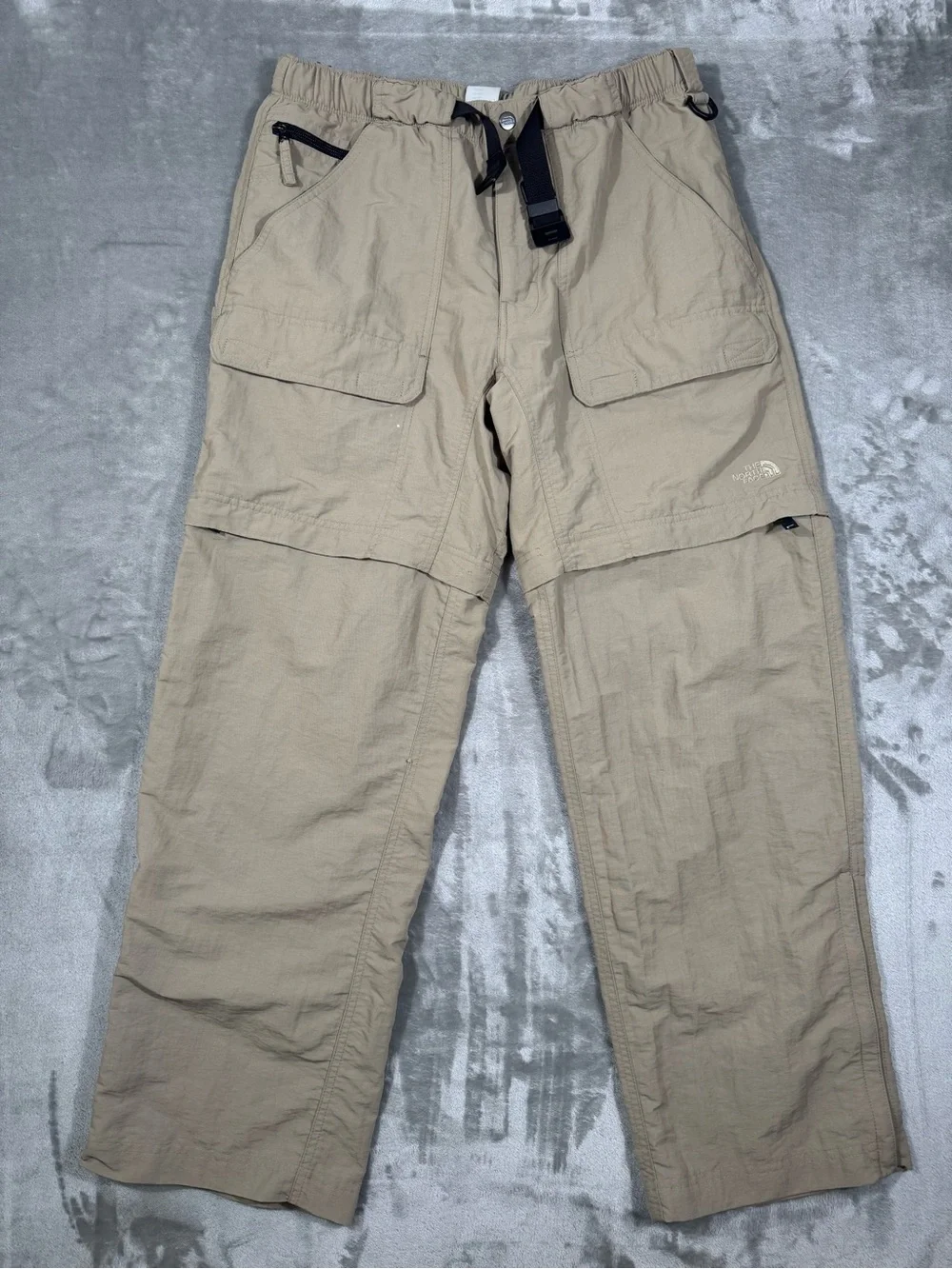 The North Face Paramount Convertible Cargo Pants Mens M Short Tan Hiking Outdoor
