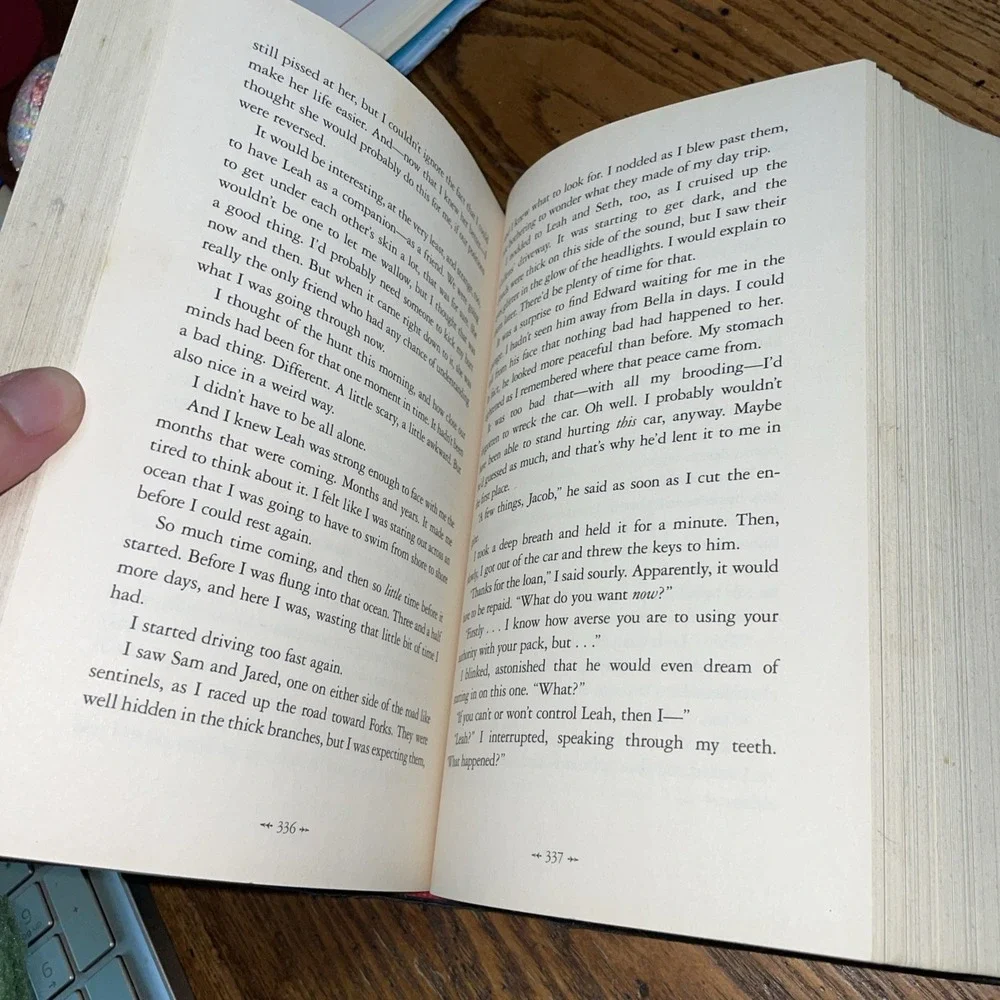 Breaking Dawn By Stephanie Meyer First Edition 2008 Hardcover Dust Jac‎