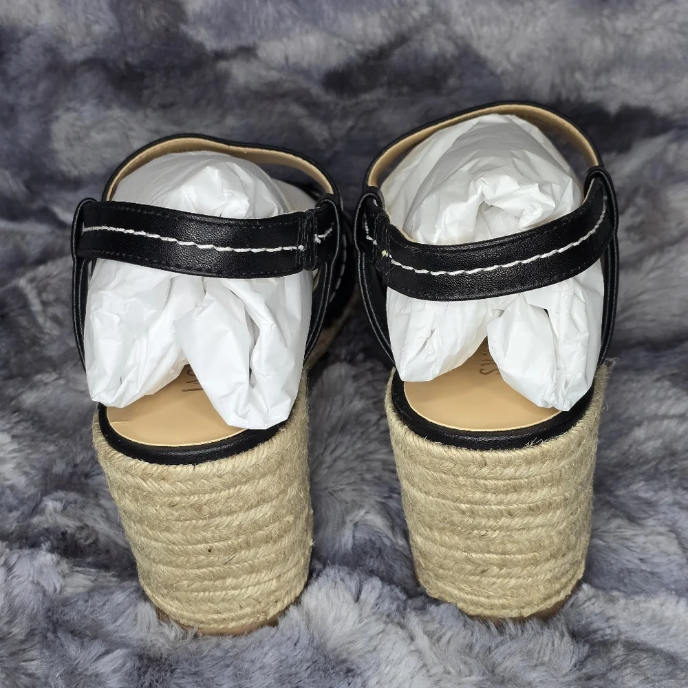 Jack Rogers polly mid