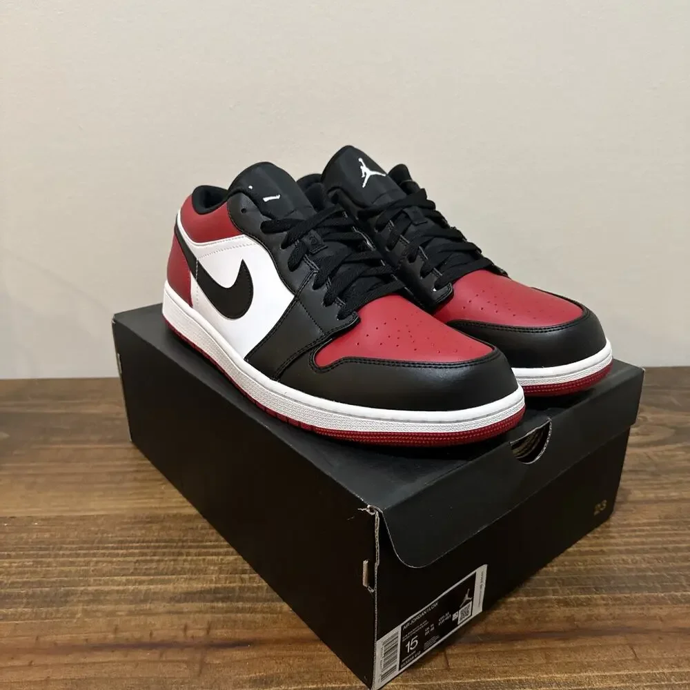 Nike Air Jordan 1 Low Bred Toe Size 15 Black Red Sneaker 553558-612 Chicago Bred