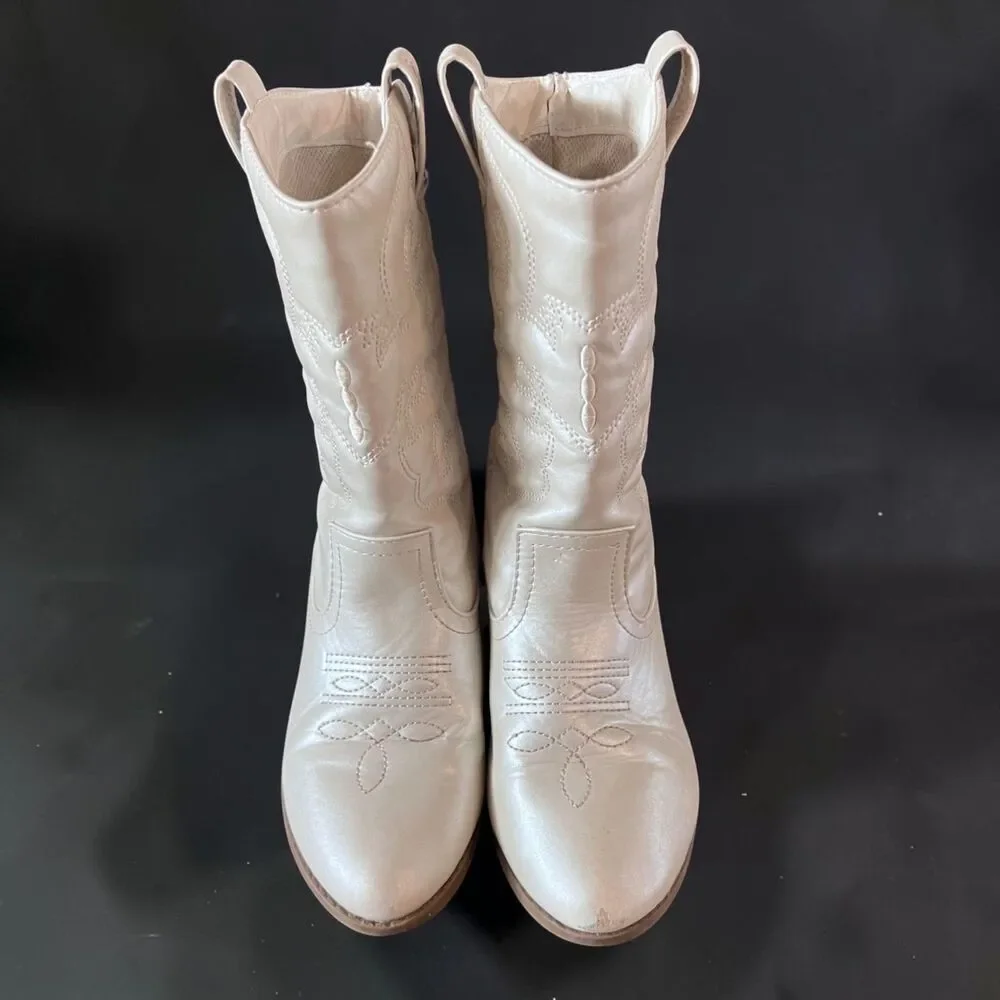 Vintage girl western