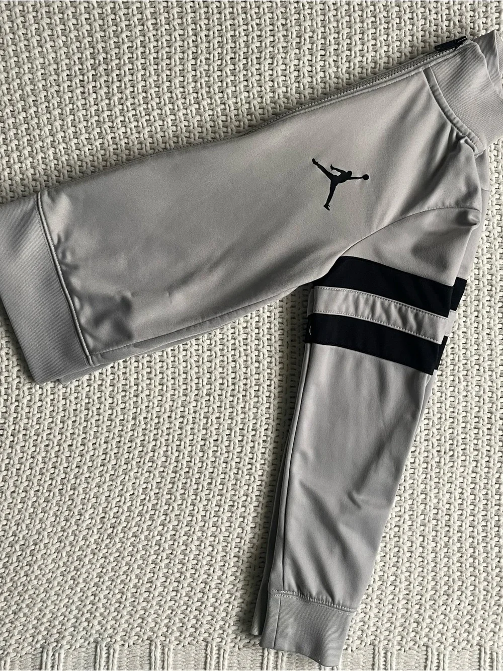 Jordan light gray