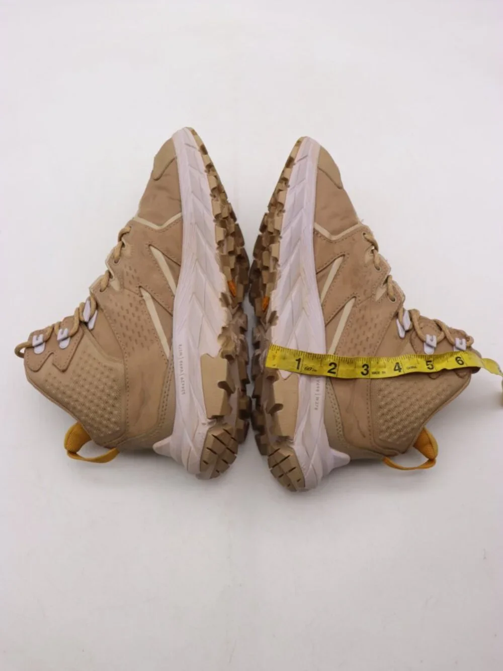 Hoka One One shows pre purchase