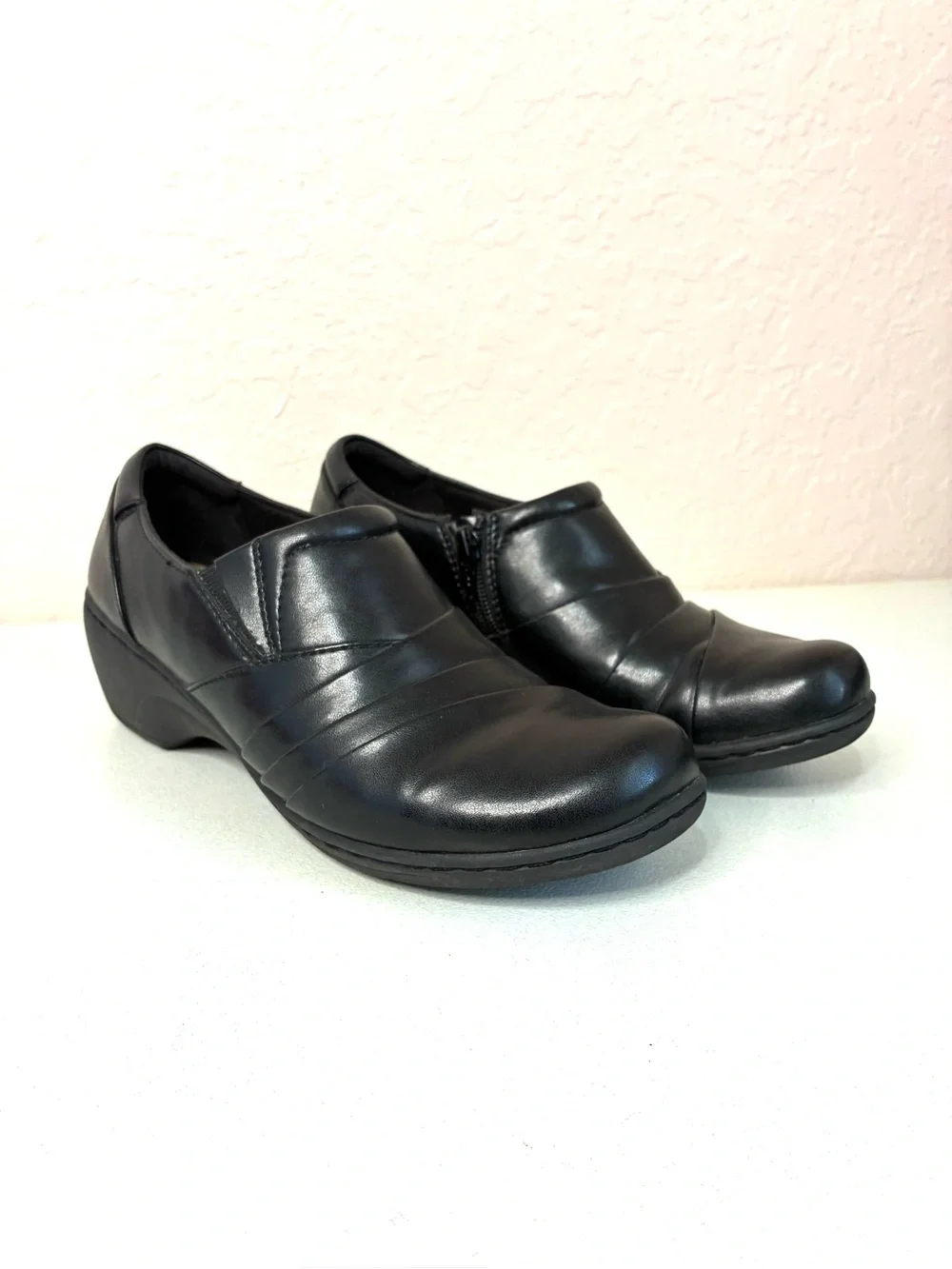 Clarks Channing Essa Black Leather Loafer Side  Zip Womens 9 Comfort Office
