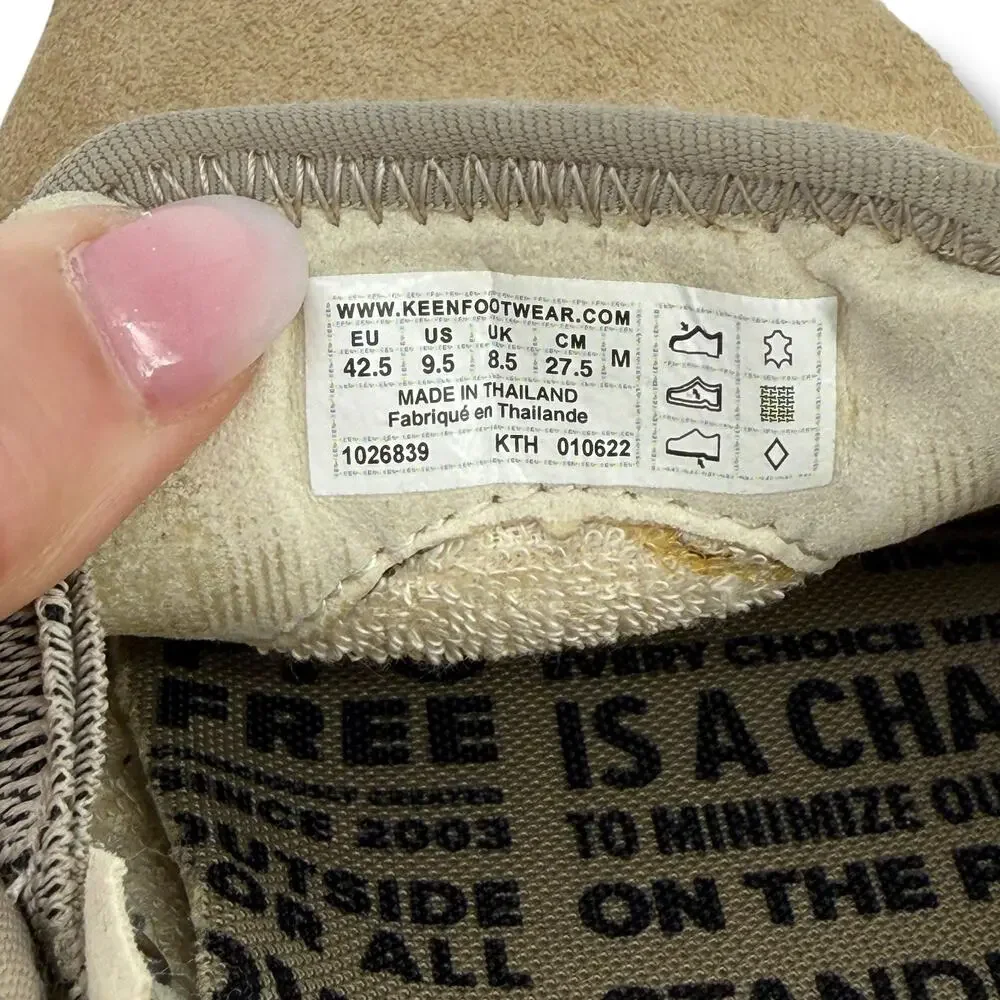 Keen comfortable casual