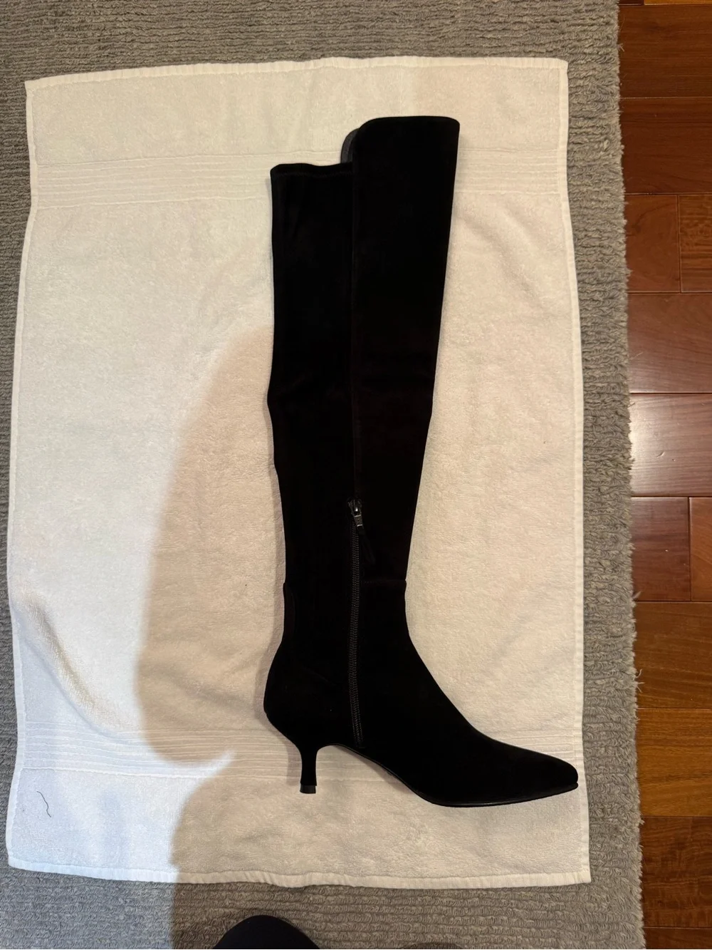 Stuart Weitzman new without