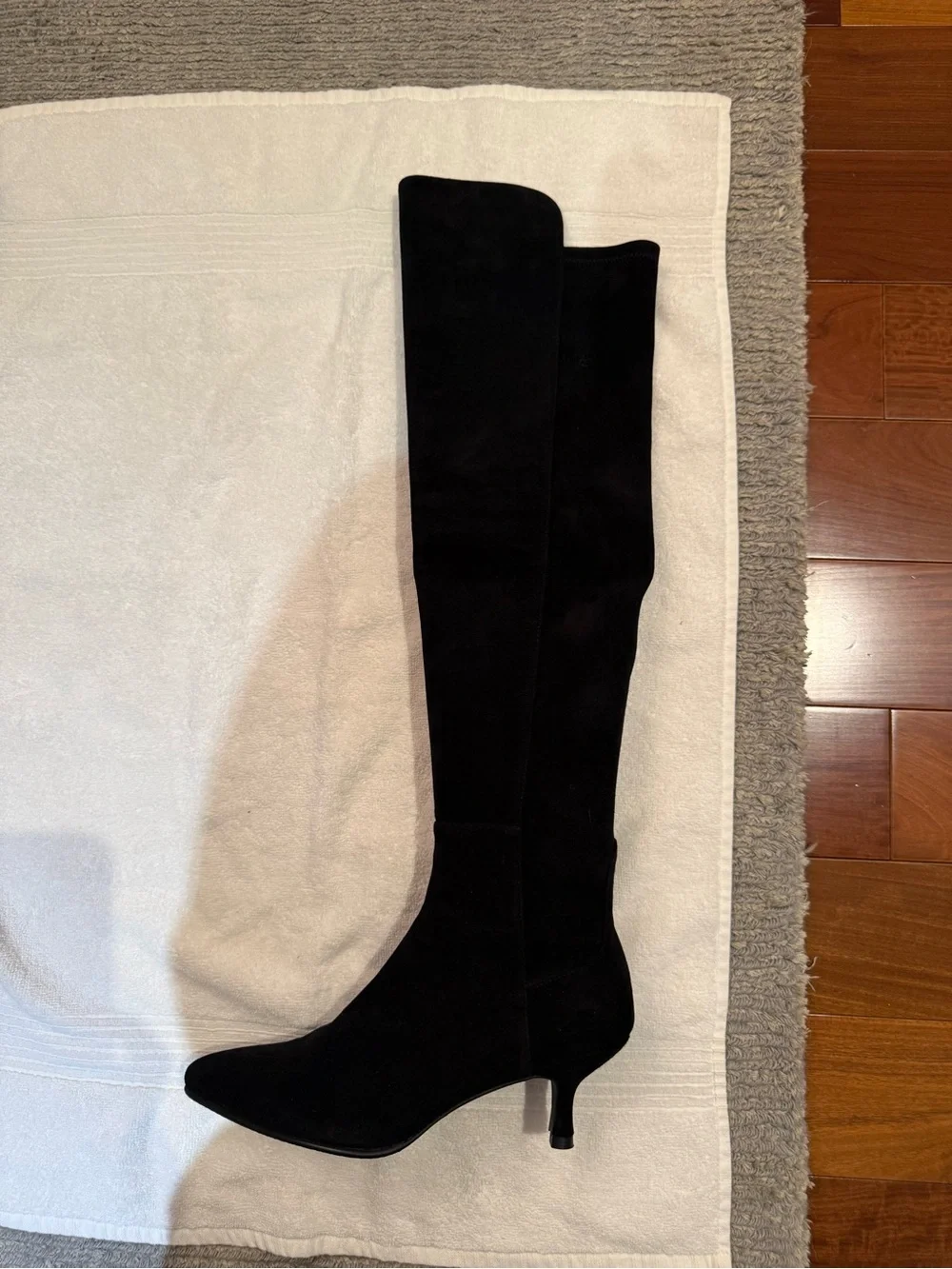Stuart Weitzman new without