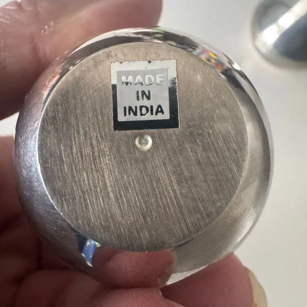 No Brand approximately 3”