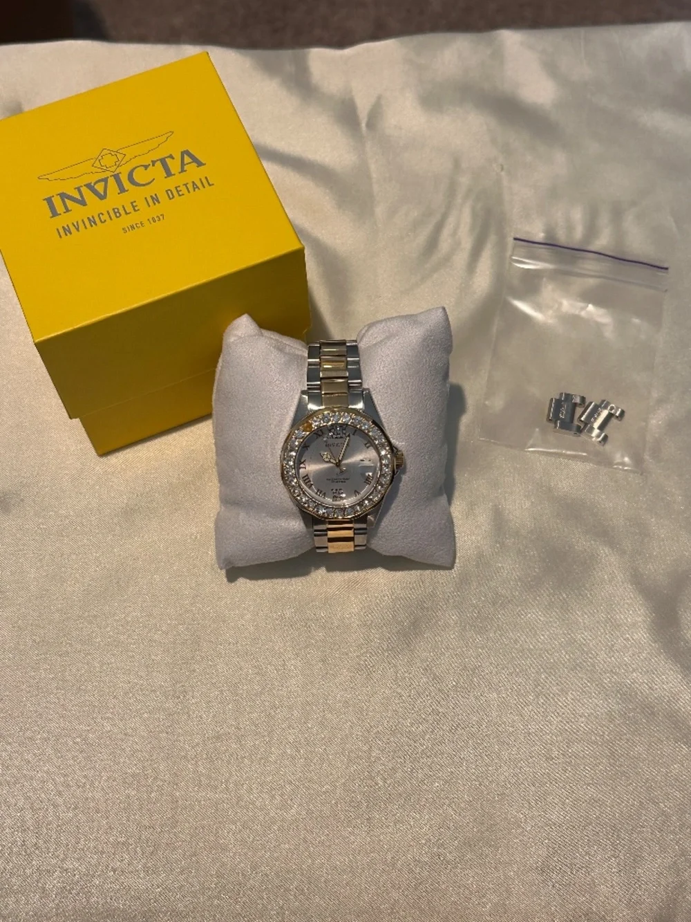 Invicta angel women’s