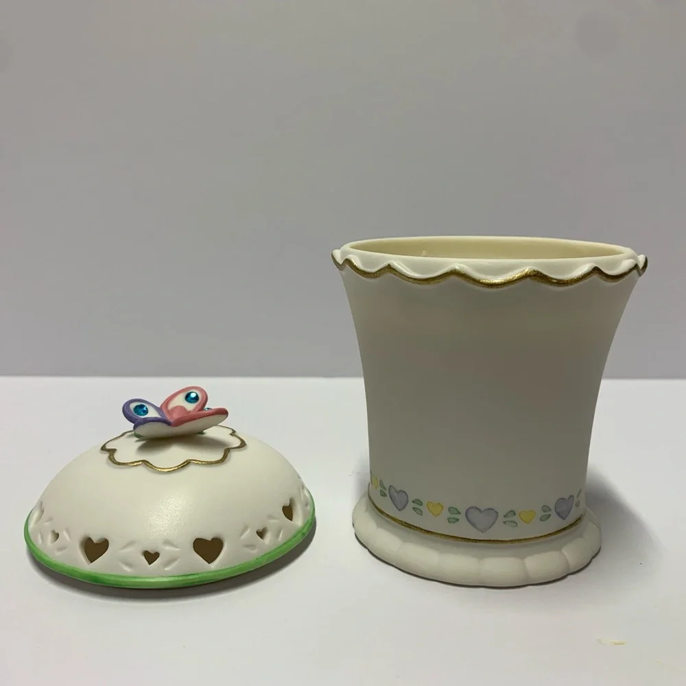 Vintage Avon December Narcissus Birth Flower Ceramic Candle Jar Butterfly Lid