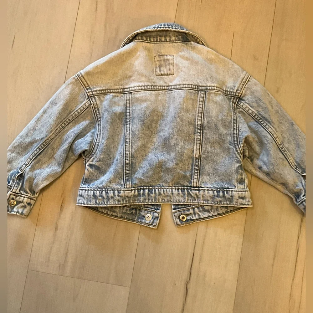 GAP chic light