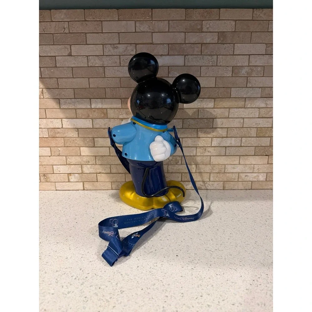 Disney preowned g93 walt