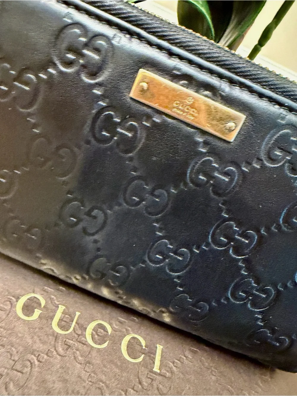GUCCI Guccissima Leather Wallet & Box